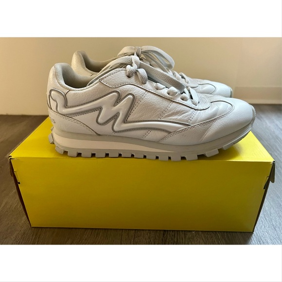 Marc JacobsThe Jogger SneakerWhite Leather